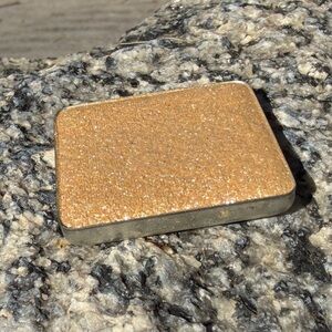 Victoria's Secret Shimmer eyeshadow 24K new